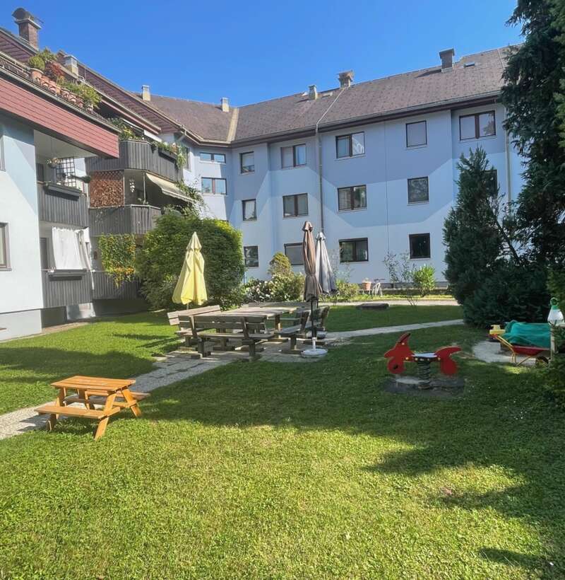 Familienfreundliche, gepflegte 4-Zimmerwohnung - Nahe St. Peter Schulzentrum