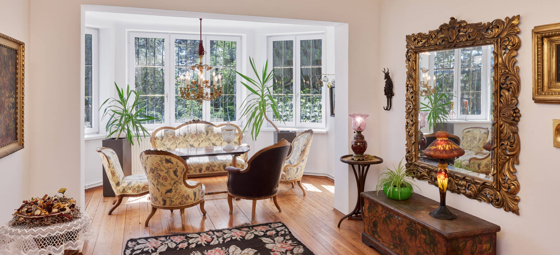 Stilvolle Villa mit gepflegtem Garten in Ruhelage